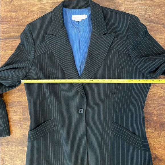 GARFIELD & MARKS for NORDSTROM | Black and blue pinstripe suit - Picture 7 of 10